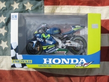 images/productimages/small/Honda RC211V GP5 10504 Protar 1;9 nw.jpg